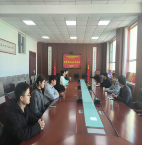 研途磨砺，初绽芳华——beat365亚洲版官方网站研究生赴陇西文峰中学实践教学，开启思政育人实践新征程